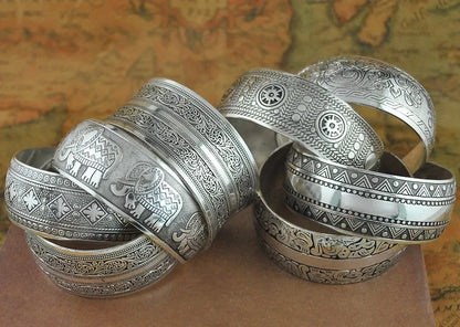 Pahar Cuff Tibetan-Style Silver Bangles