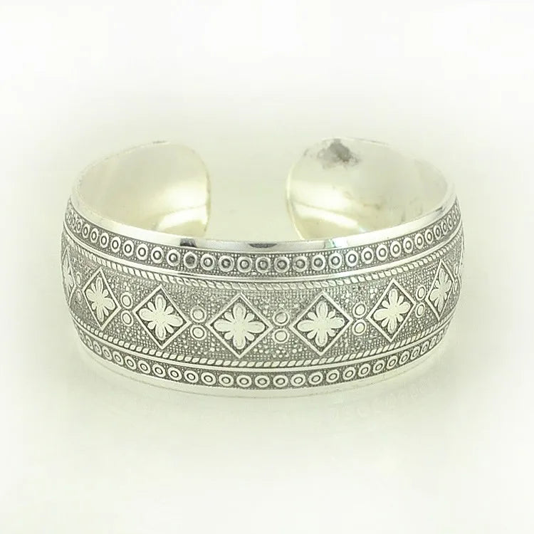 Pahar Cuff Tibetan-Style Silver Bangles