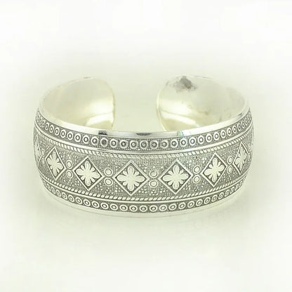 Pahar Cuff Tibetan-Style Silver Bangles