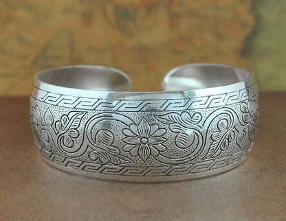 Pahar Cuff Tibetan-Style Silver Bangles