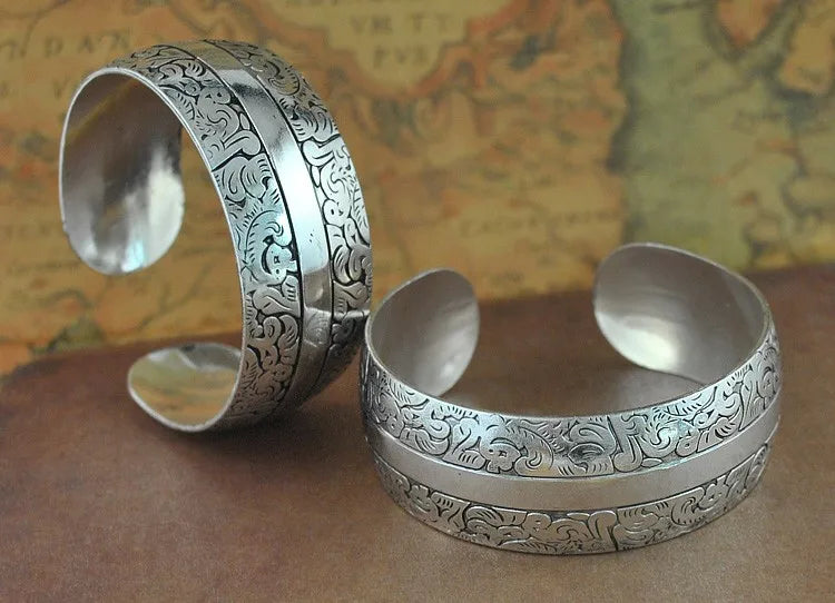 Pahar Cuff Tibetan-Style Silver Bangles