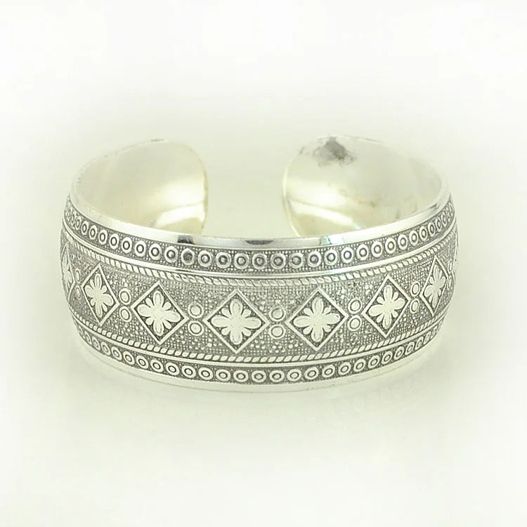 Pahar Cuff Tibetan-Style Silver Bangles