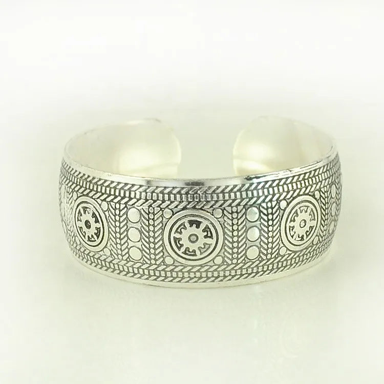 Pahar Cuff Tibetan-Style Silver Bangles