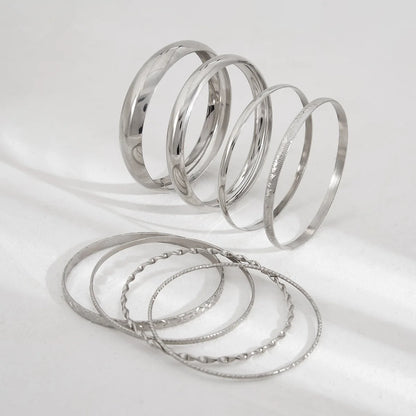 Zeenat Sculpted Bangle Set