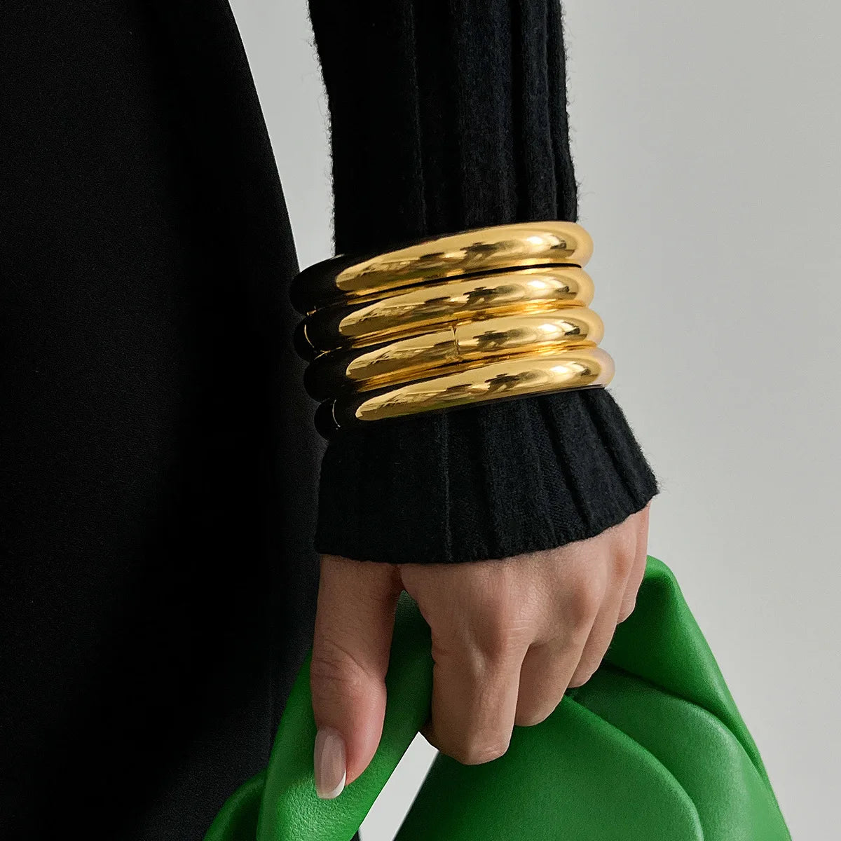 Zeenat Sculpted Bangle Set